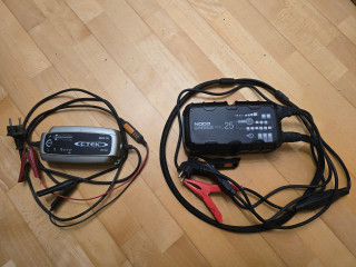 CTEK und NOCO nebeneinder