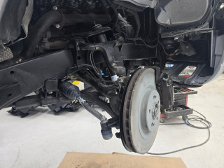 Achsschenkel komplett mit Antriebswelle rechts