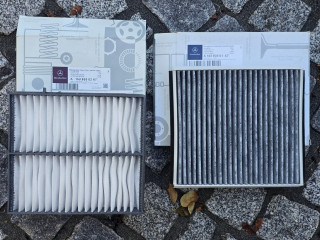 Links Papierfilter, rechts Aktivkohlefilter